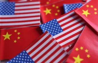 США выступают за финансирование ИИ и технологии рыболовства на APEC на фоне соперничества с Китаем